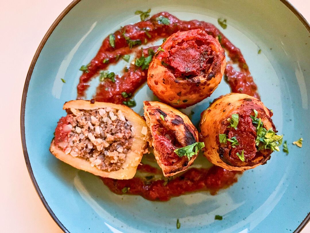 Middle Eastern Stuffed Potatoes (Batata Mahshi)
