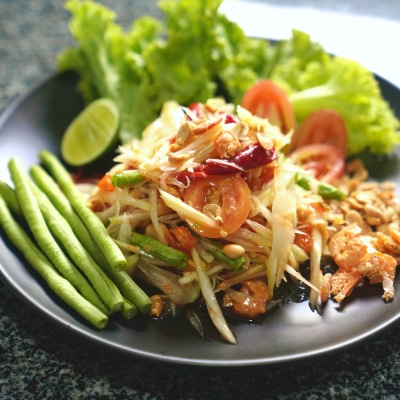 Green Papaya Salad (Somtam)