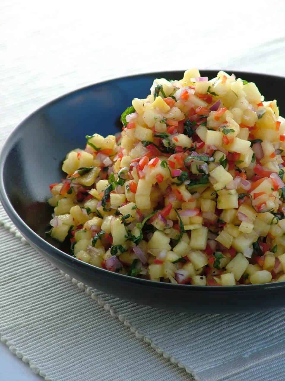 PINEAPPLE AND CORIANDER SALSA