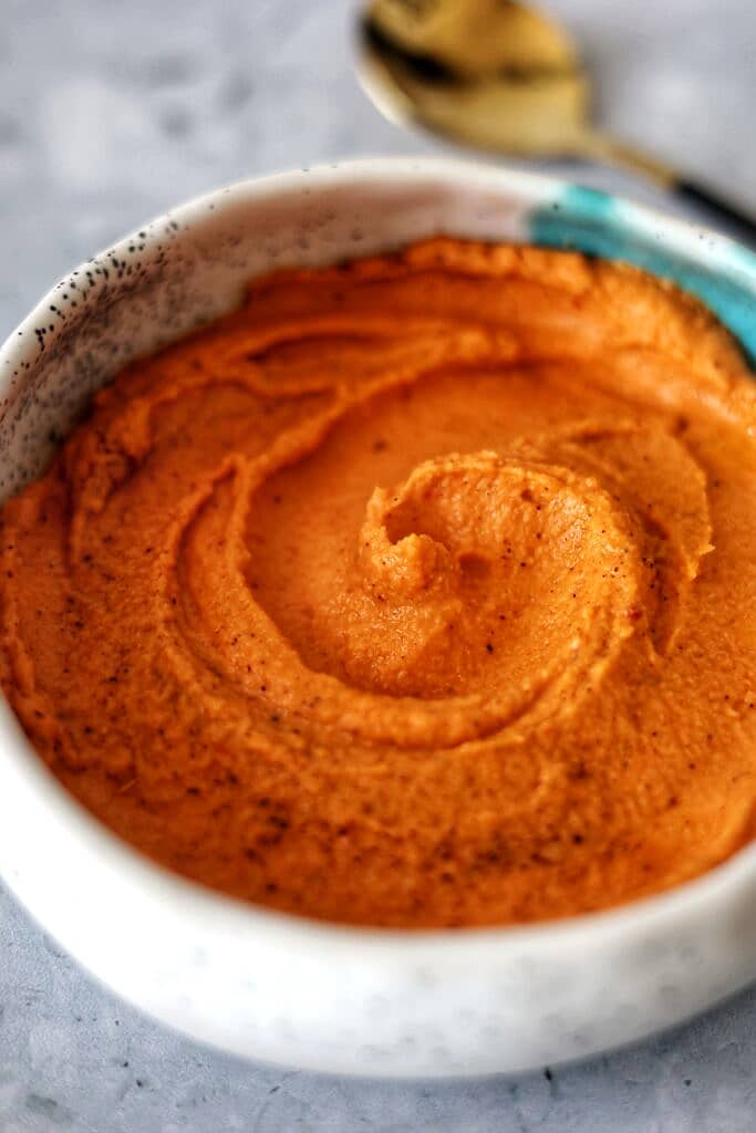 Roasted Red Pepper Hummus