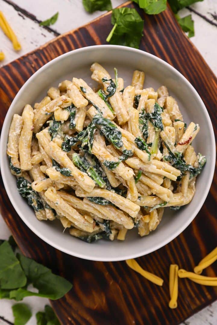 Skioufichta (Cretan Pasta) with Spinach and Yogurt
